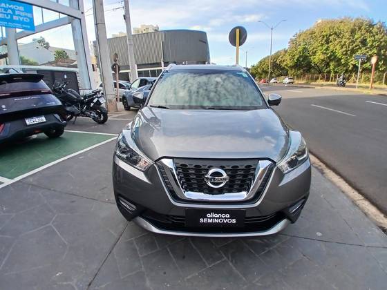 NISSAN KICKS 1.6 16V FLEXSTART SL 4P XTRONIC NISSAN KICKS 1.6 16V FLEXSTART SL 4P XTRONIC